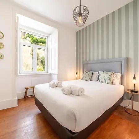 Апартаменты Guestready - Gorgeous 3br Near Time Out Market