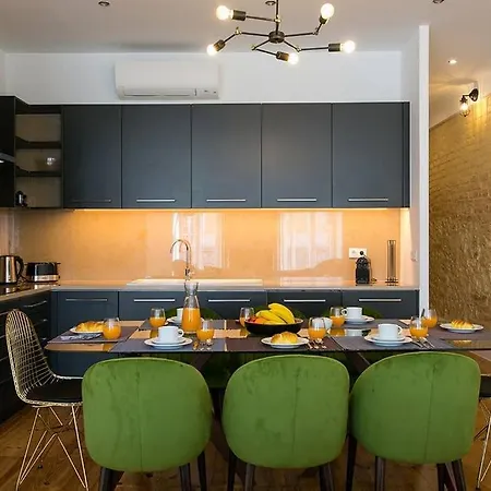 Guestready - Gorgeous 3br Near Time Out Market Лісабон
