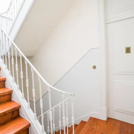 Guestready - Gorgeous 3br Near Time Out Market Апартаменти *